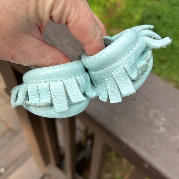 Soft Leather Baby Moccasins - Light Blue - Picture 5 of 7